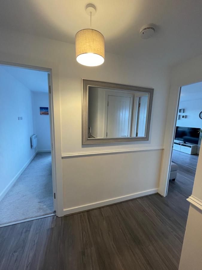Balcony Marina Apartment With City Skyline Views - Free Secure Parking Manchester Eksteriør billede
